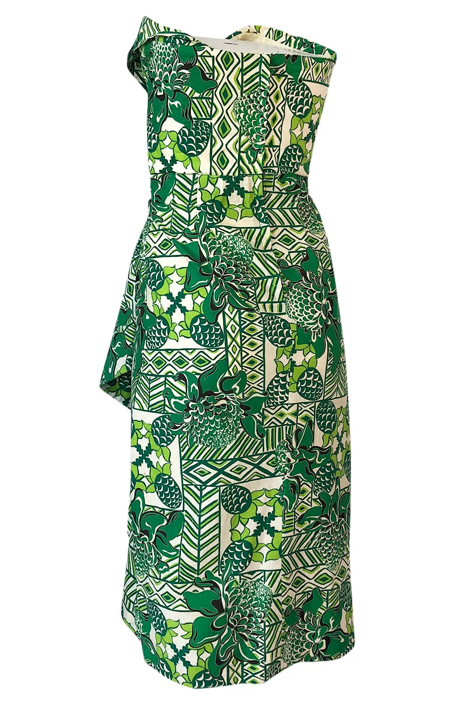 1950s Unlabeled Cotton Hawaiian Green Floral & Pineapple Print Dress