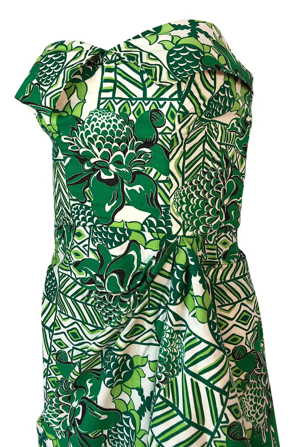 1950s Unlabeled Cotton Hawaiian Green Floral & Pineapple Print Dress