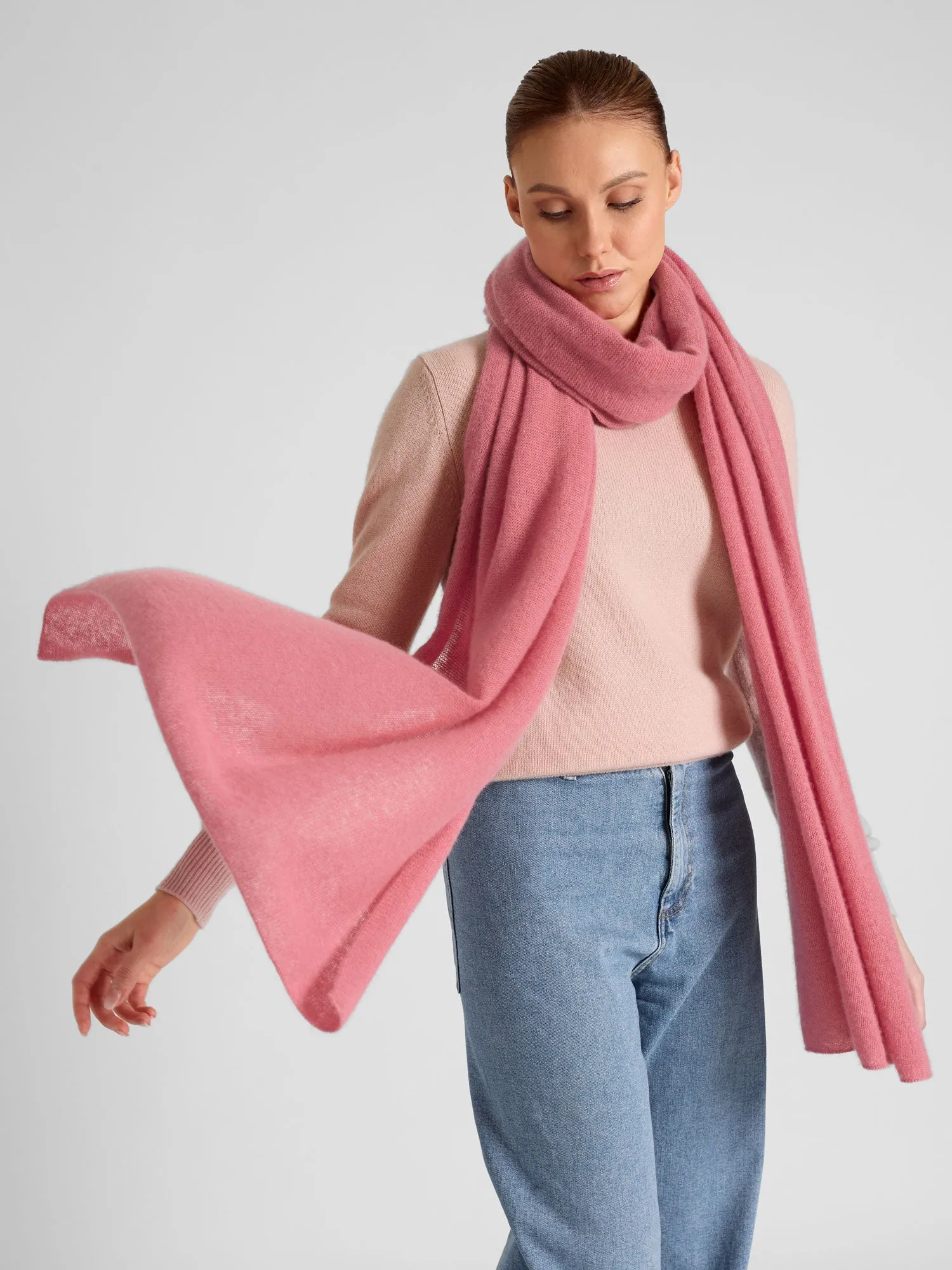 Airy cashmere scarf "Flow" - pink berry