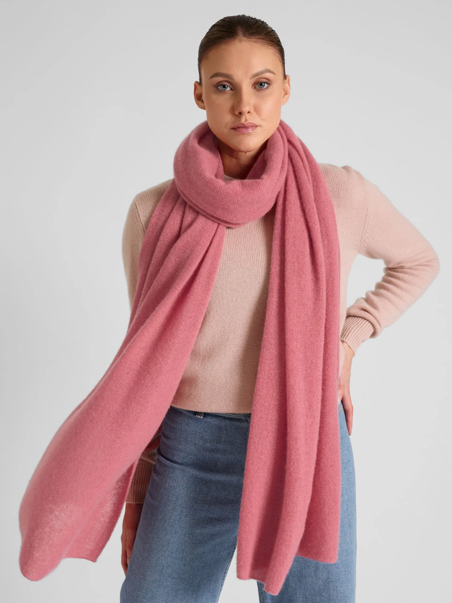 Airy cashmere scarf "Flow" - pink berry