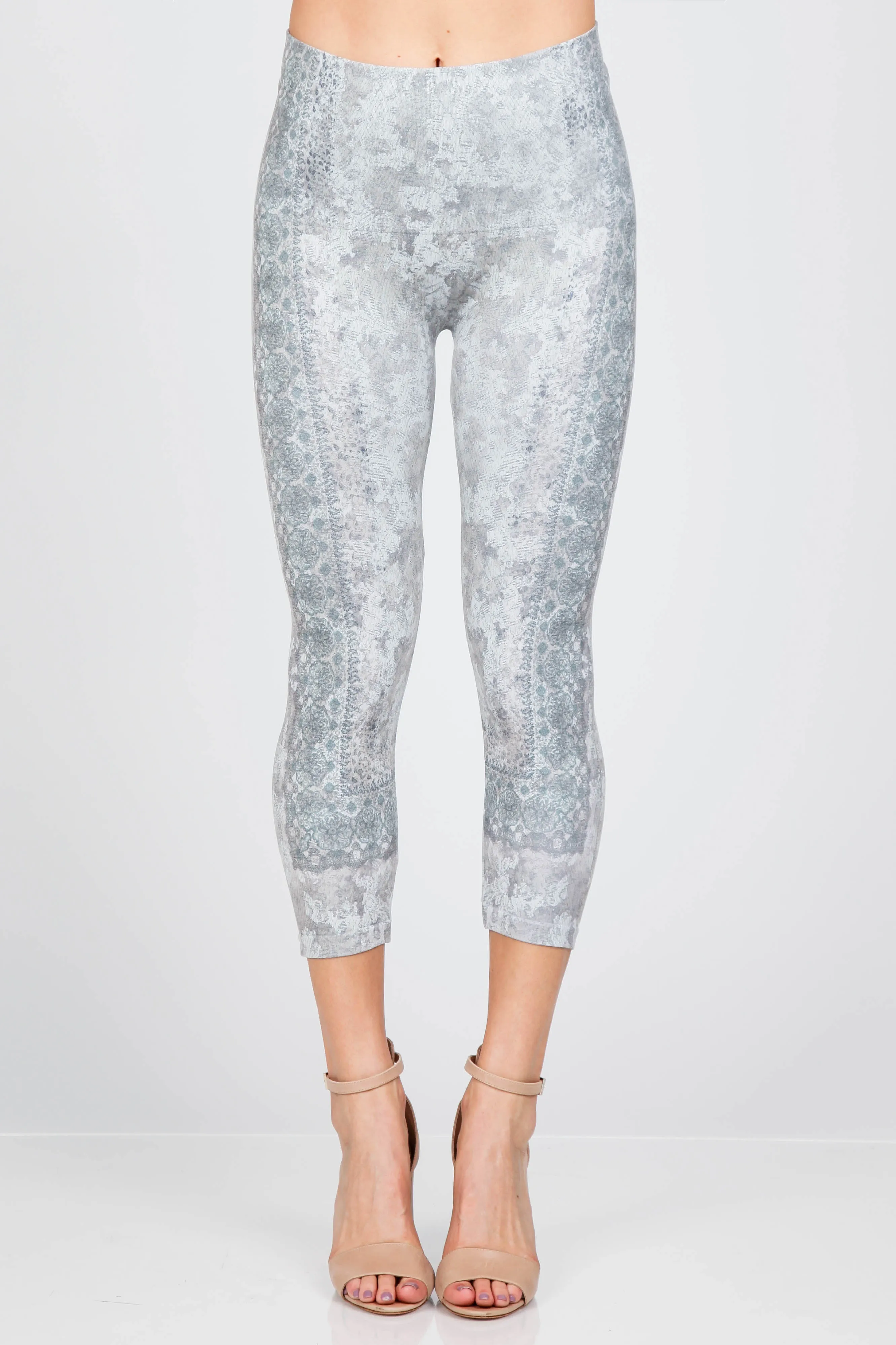 B4438R Capri/Short High Waist Crop Legging w/ Paisley Revival