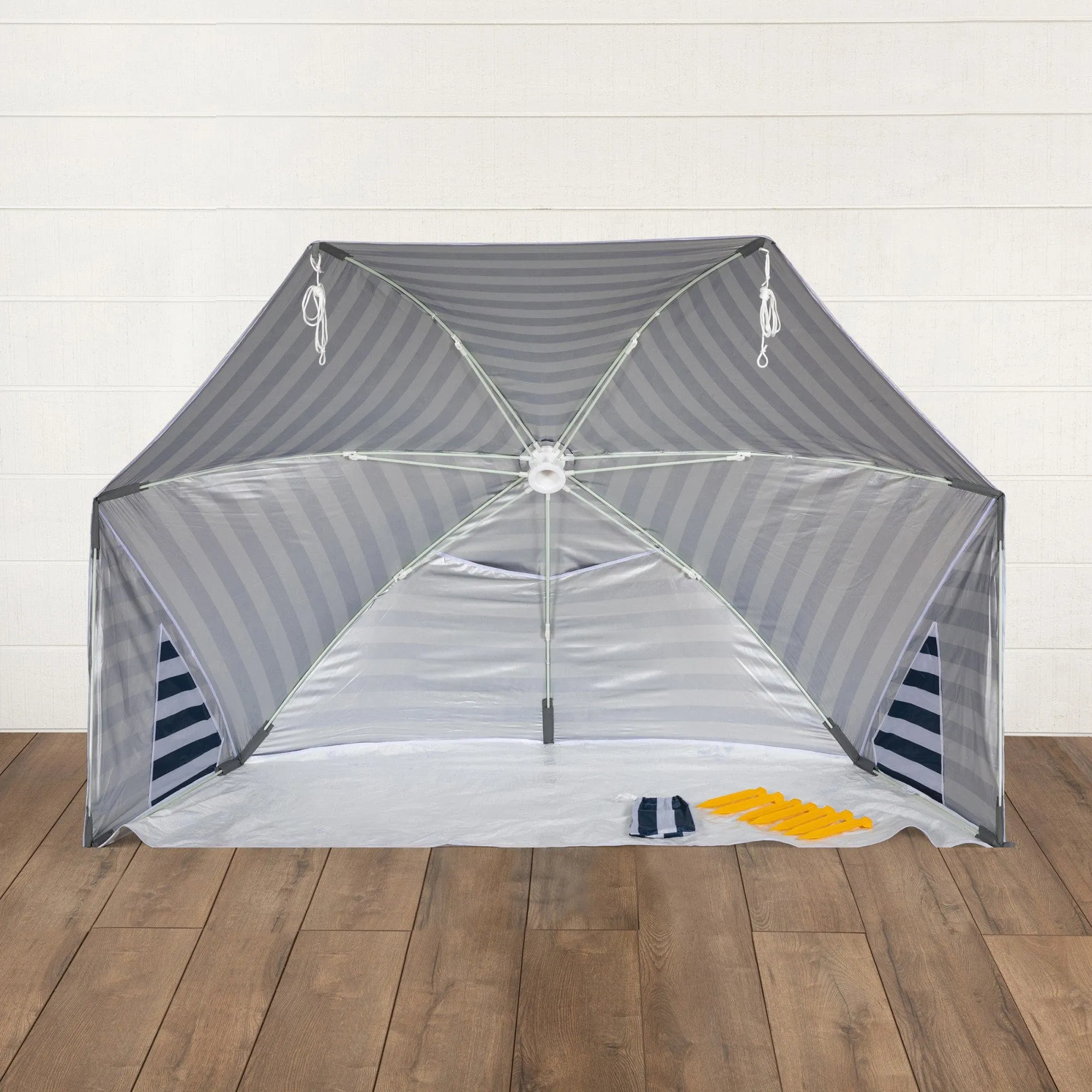 Brolly Beach Umbrella Tent by Picnic Time Family of Brands