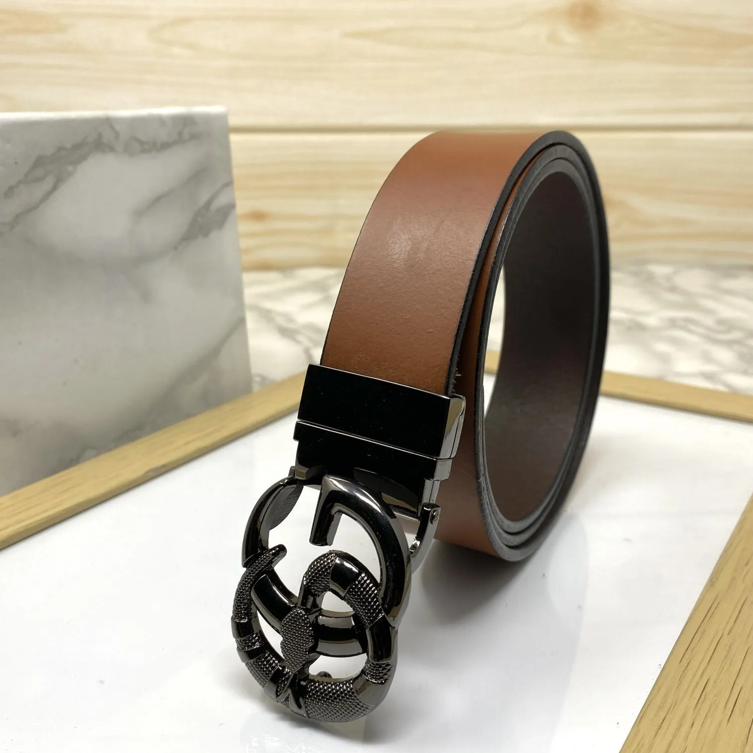 Classy Round Snake Design Leather Strap Belt-JoansParamount