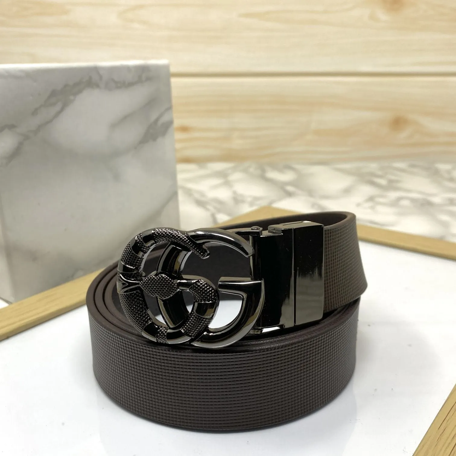 Classy Round Snake Design Leather Strap Belt-JoansParamount