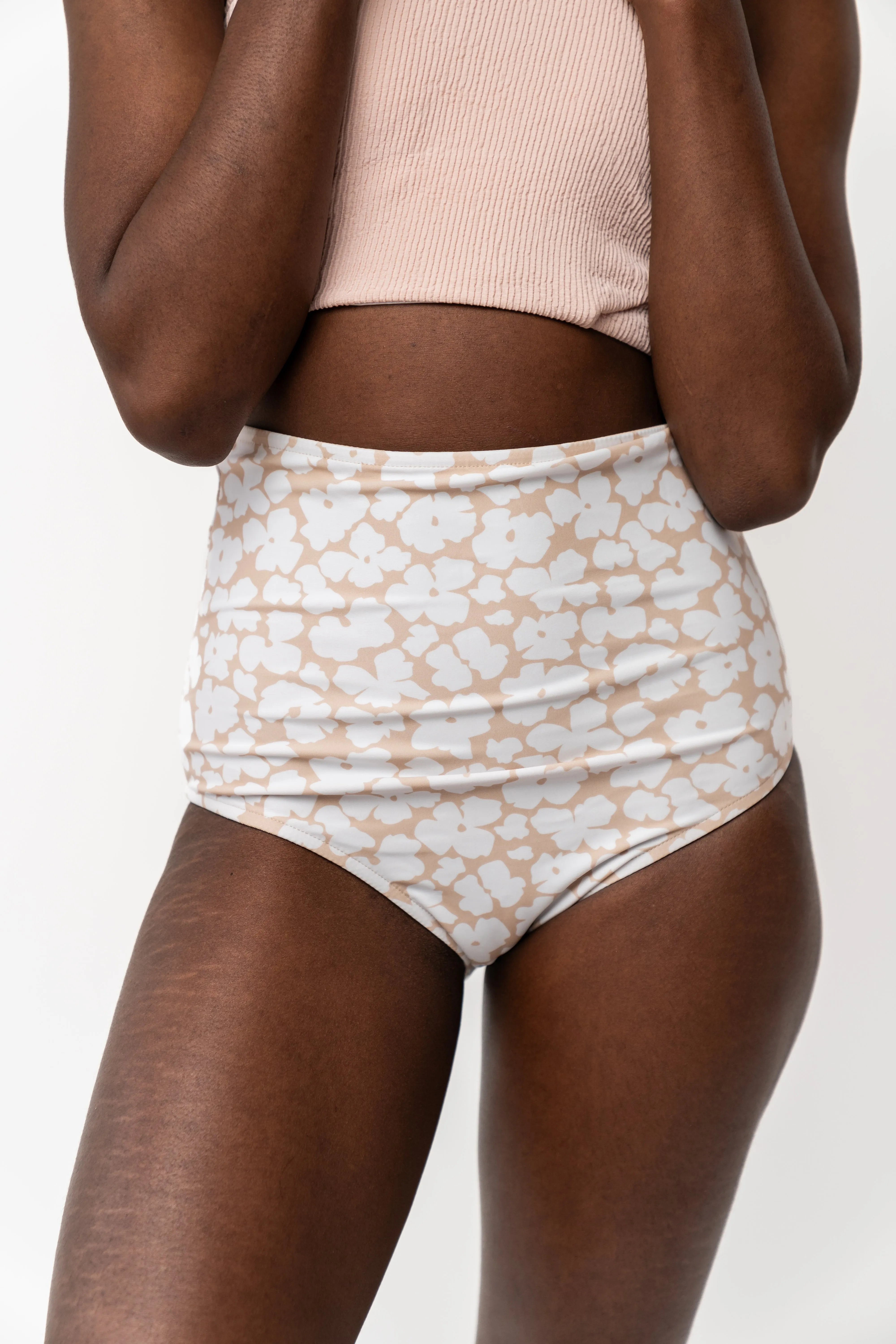 Leisure Reversible Bottom | Coconut Blossom