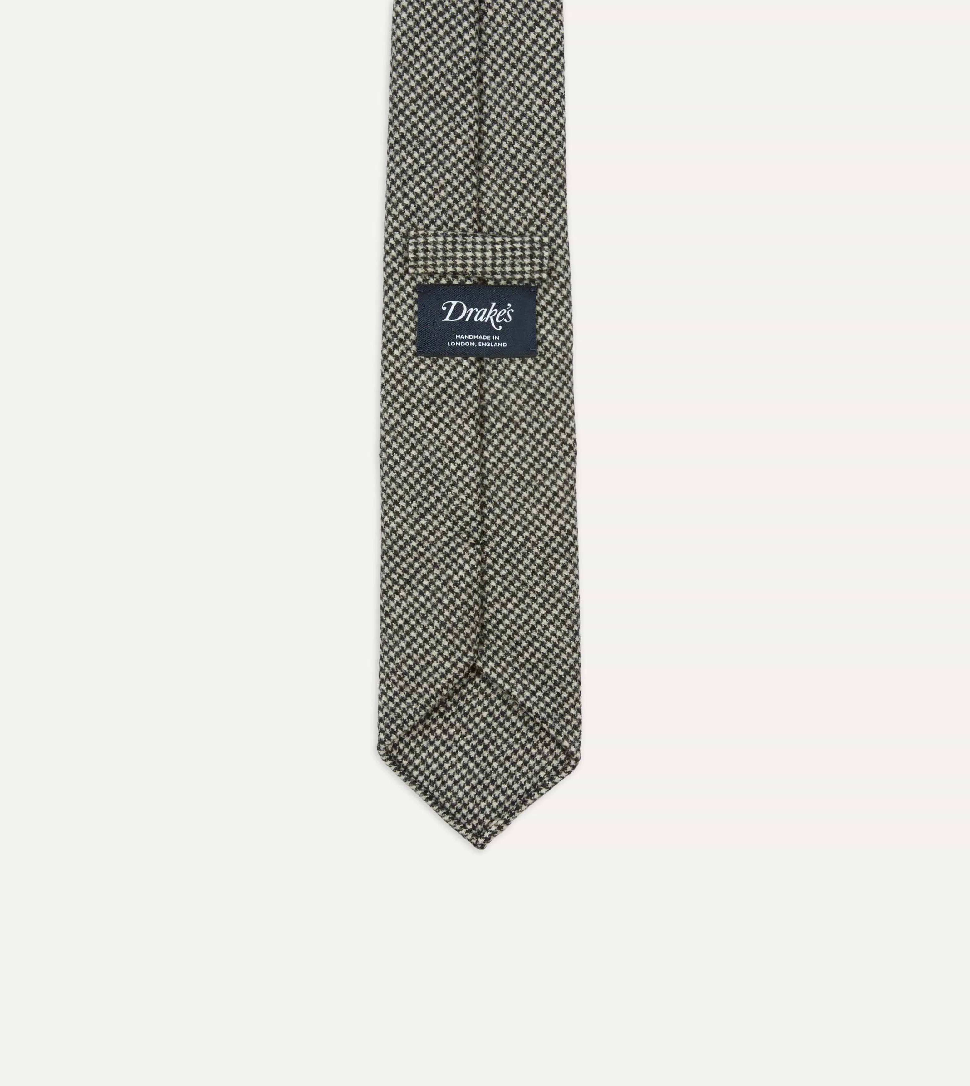 Light Grey Houndstooth Check Hand Rolled Wool Tie