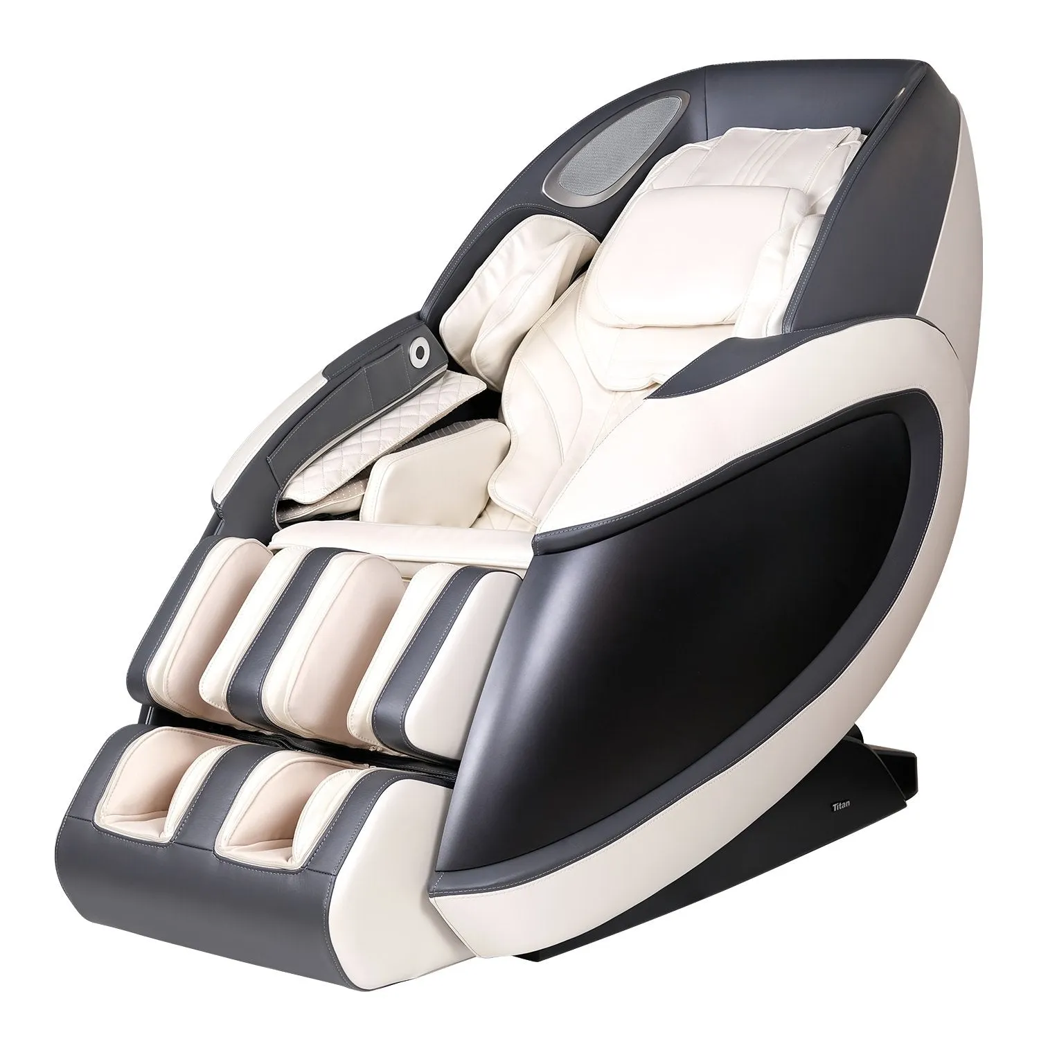 Titan 4D Fleetwood LE Massage Chair